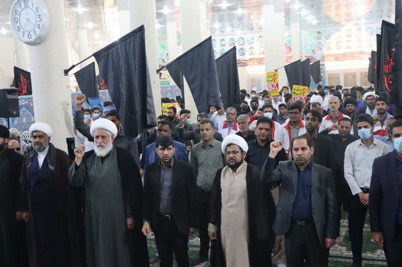 فیلم |  عزاداری به مناسبت شهادت حضرت زهرا (س )در مراسم ۱۳ آبان روز دانش آموز در شهرستان میناب