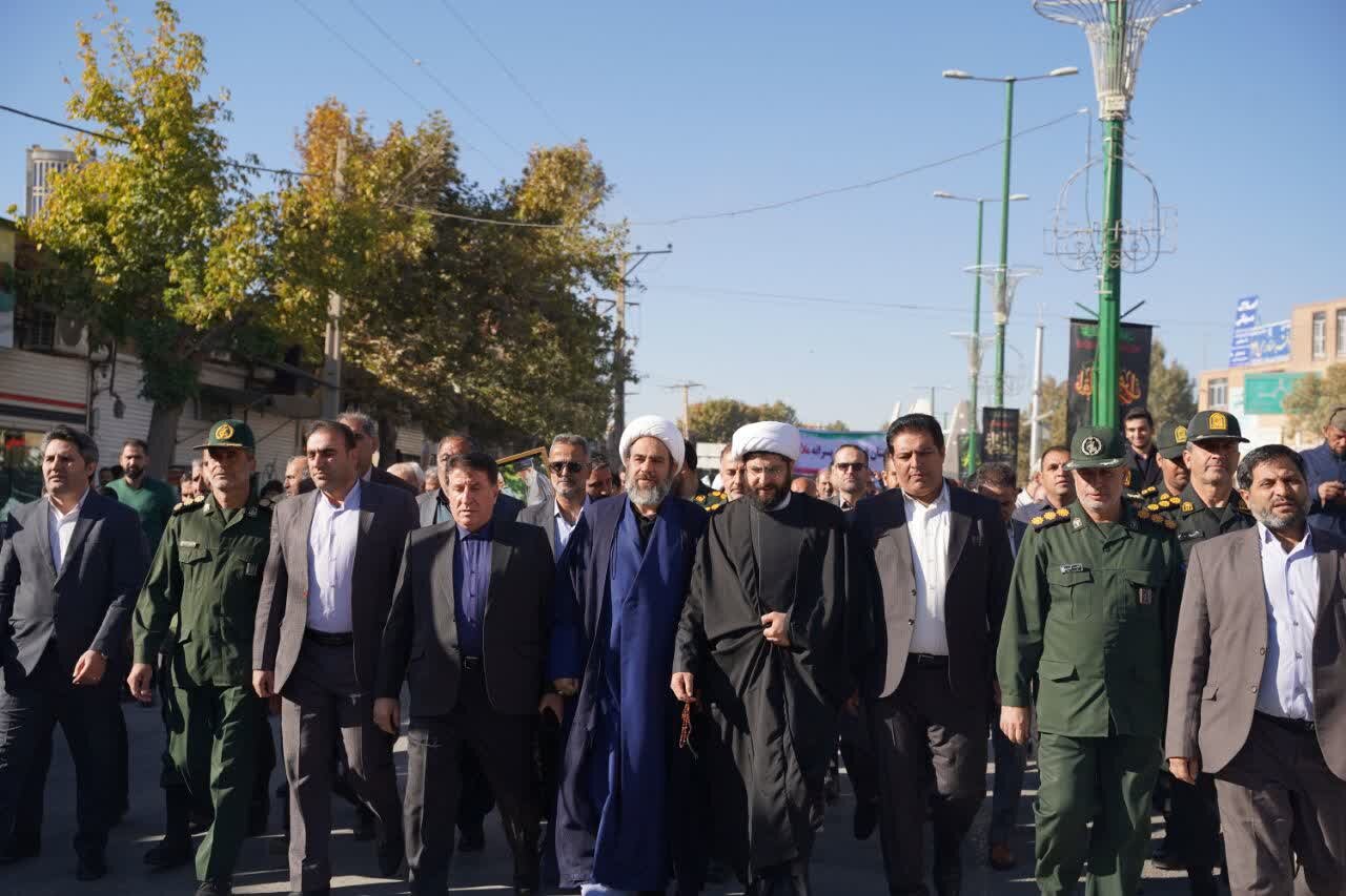 تصاویر/راهپیمایی یوم الله ۱۳ آبان در کوهدشت