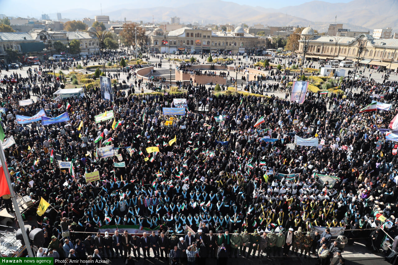 تصاویر / حضور پرشور مردم دارالمومنین همدان در تجمع بزرگ ۱۳ آبان