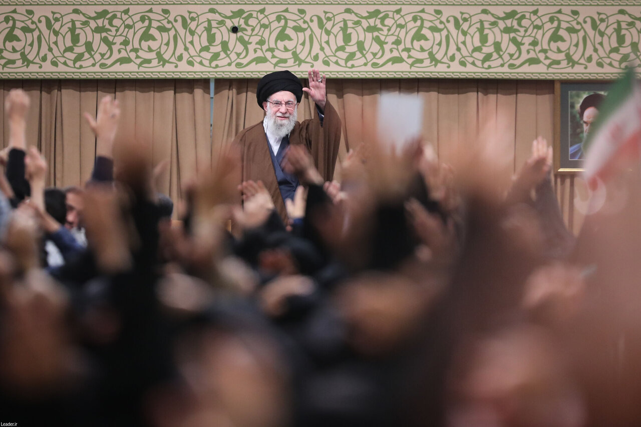 نظام فکری مقام معظم رهبری امکان تبدیل شدن به مکتب جهانی را دارد