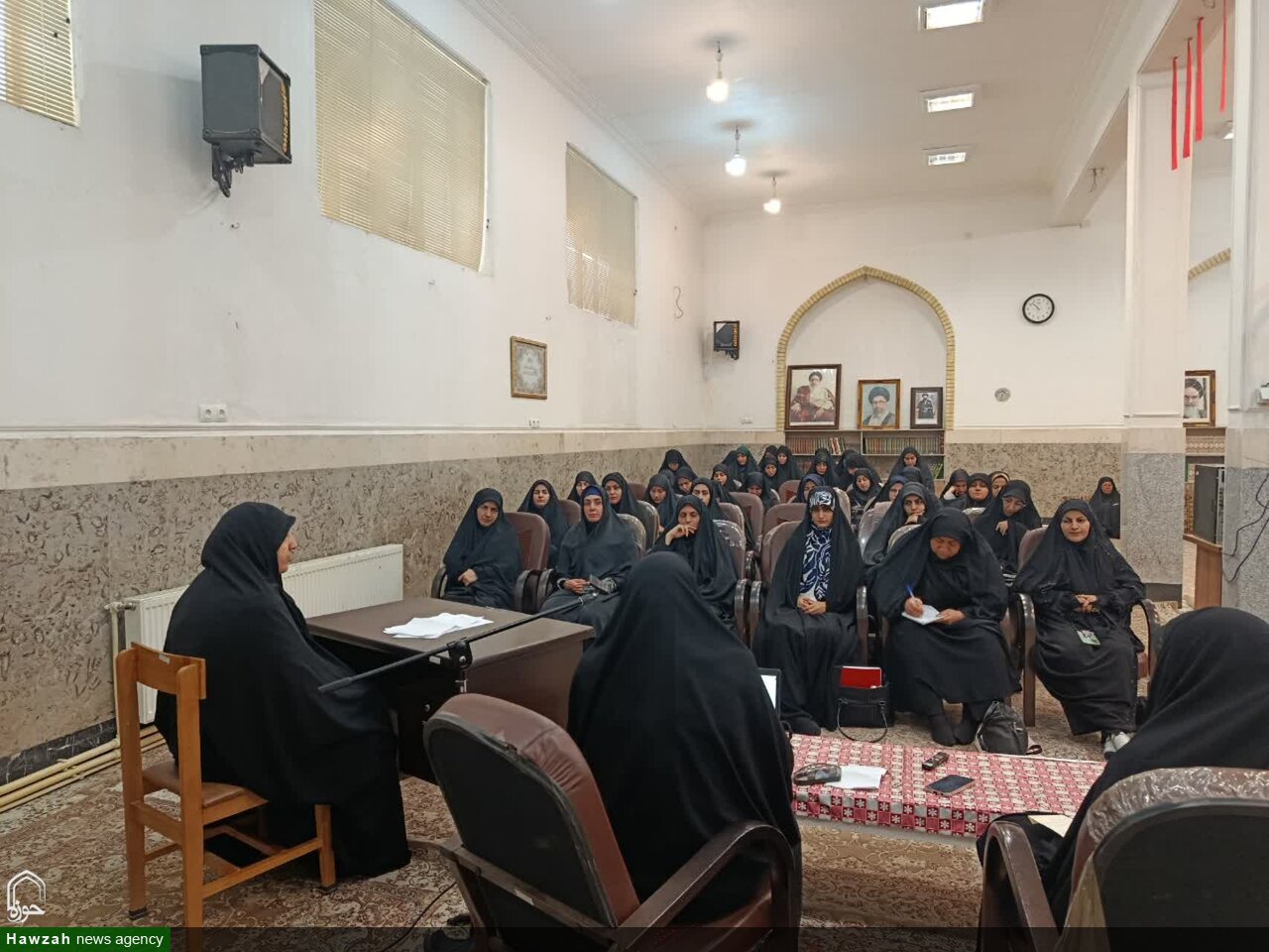 برگزاری کرسی آزاد اندیشی با موضوع آرامش خانواده ویژه طلاب خرم آبادی