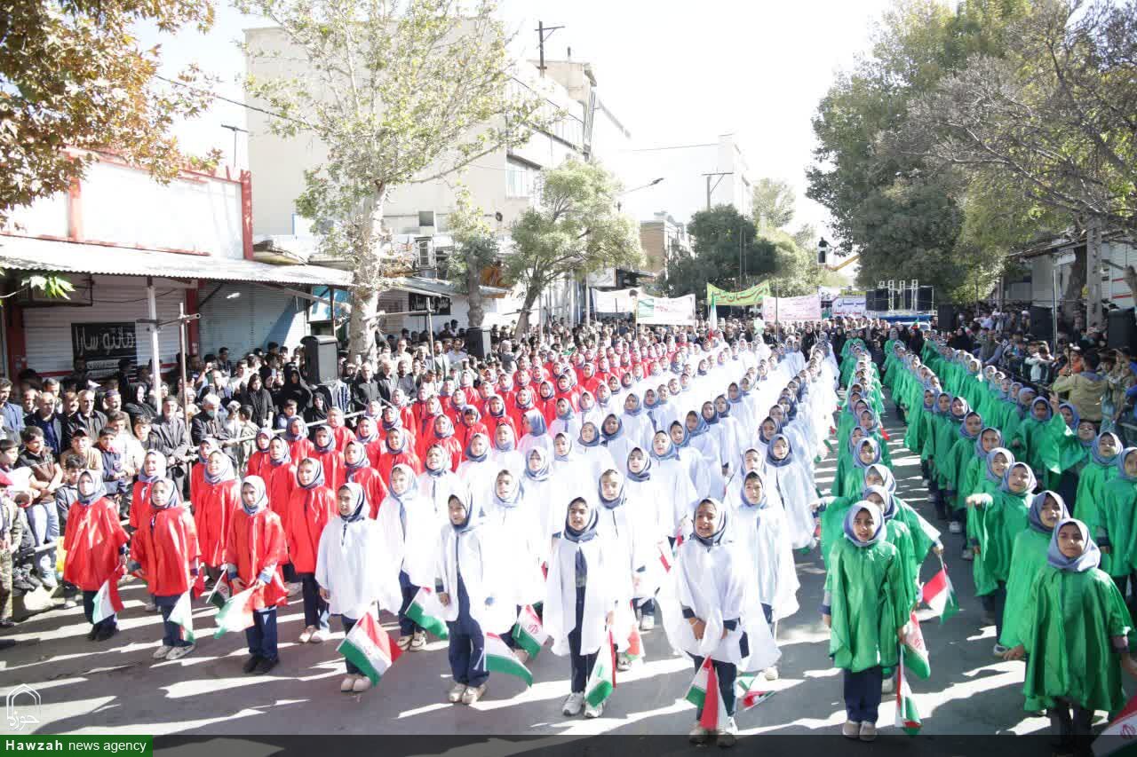 تصاویر /  راهپیمایی ۱۳ آبان ماه اسدآباد