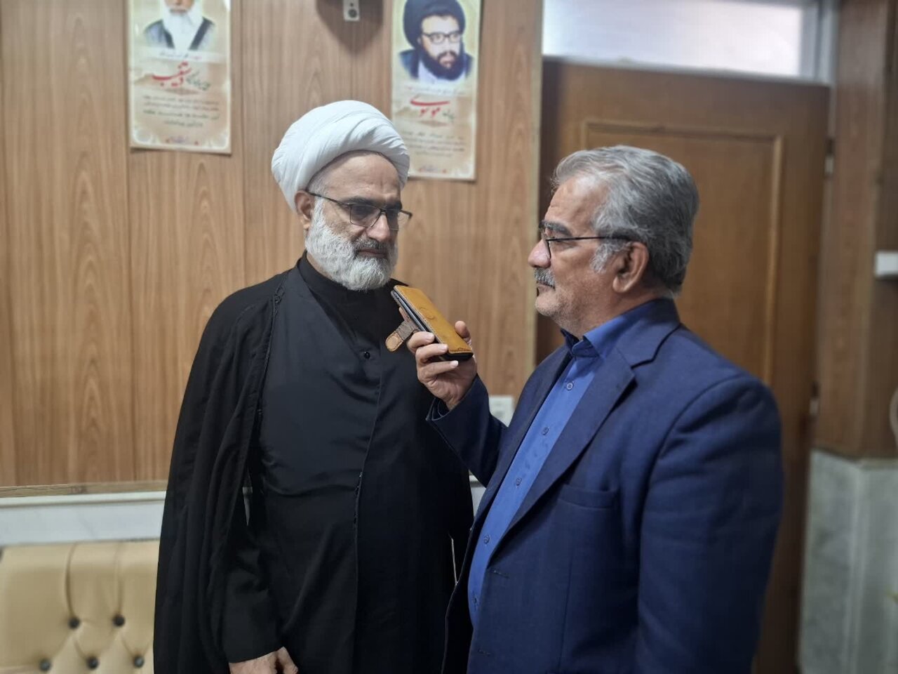 قرارگاه پشتیبانی امور مساجد وظیفه تبیین وظایف امام جماعت را برعهده دارد