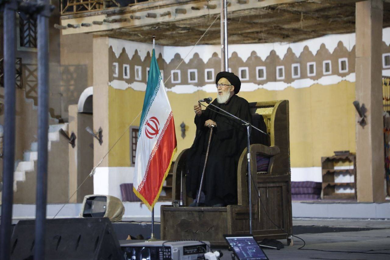 شخصیت حضرت زهرا(س) فراتر از مرز فهم بشری است/ محبت زهرا(س) مایه شرف امت اسلامی