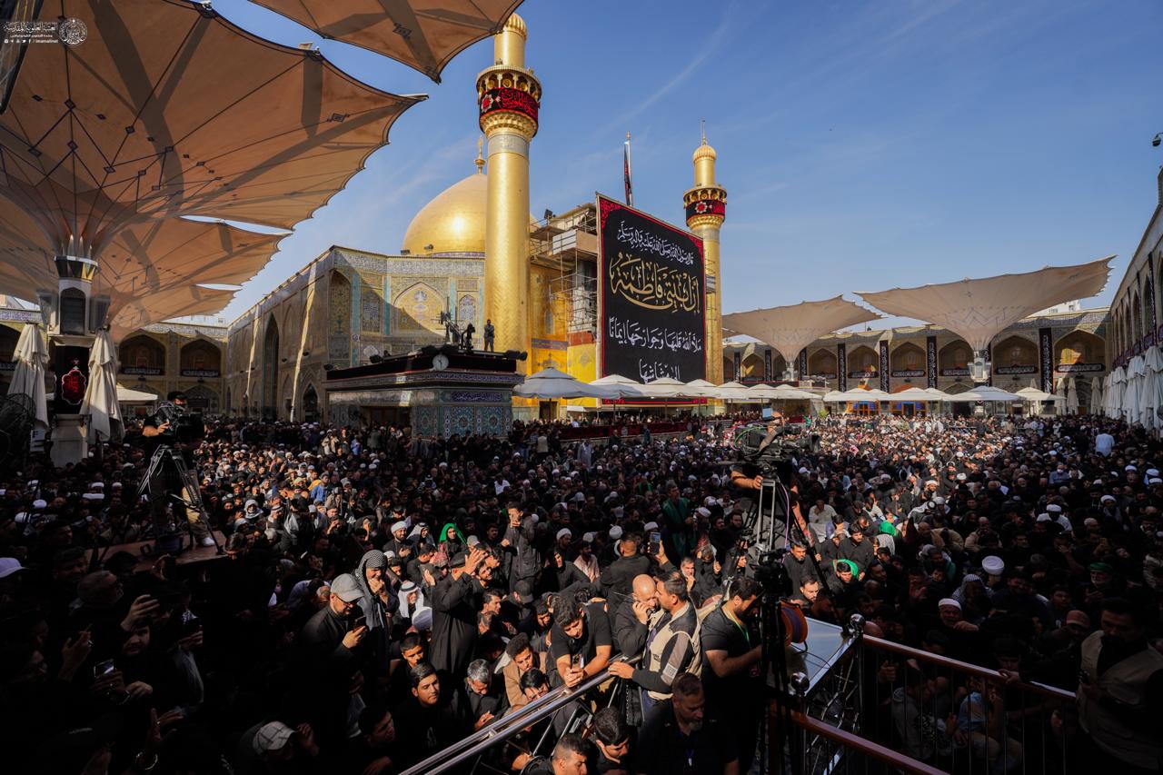 فيديو | بمسيرة حاشدة.. المعزون يحيون ذكرى شهادة السيدة فاطمة الزهراء (عليها السلام) في النجف الأشرف