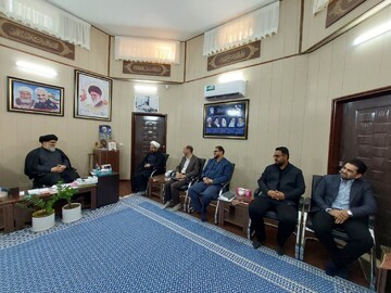 تصاویر/ دیدار مدیر کل بنیاد شهید استان یزد با امام جمعه شهرستان بافق