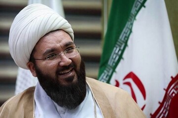 تلاش دشمنان برای تغییر سبک خانواده‌های اسلامی با تک‌فرزندی