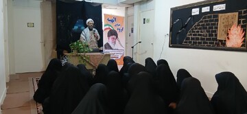 برگزاری مراسم یادواره شهدا و گرامیداشت ایام فاطمیه در مدرسه علمیه الهیه ساوه