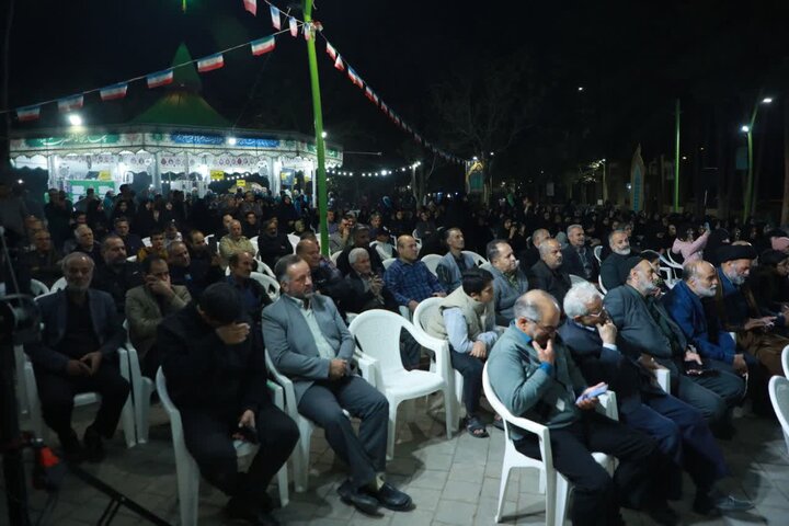 تصاویر/«کلاس مقاومت» با گرامیداشت شهدای دانش‌آموز ساداتی ارمکی در کاشان