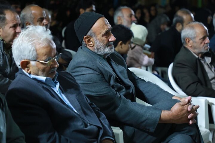 تصاویر/«کلاس مقاومت» با گرامیداشت شهدای دانش‌آموز ساداتی ارمکی در کاشان