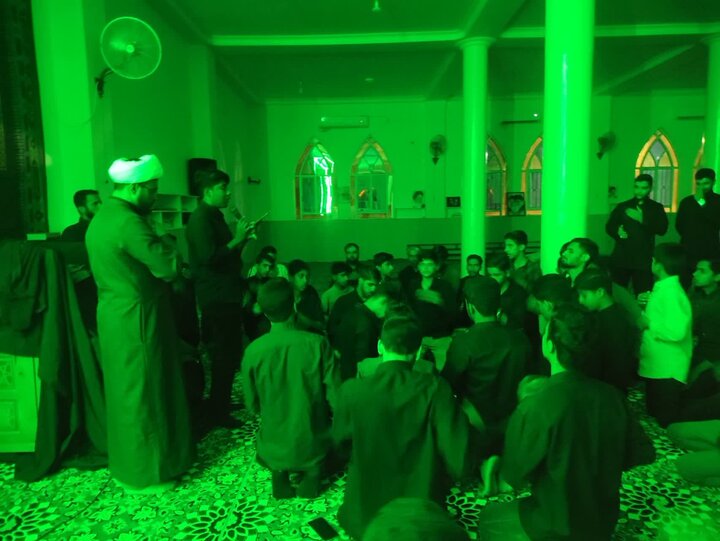 تصاویر/ مراسم عزاداری شهادت حضرت فاطمه زهرا (س) در شهر سندرک