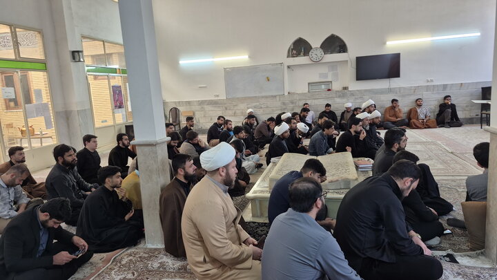 تصاویر/ نشست توجیهی و انگیزشی آزمون استعدادهای برتر حوزه در کاشان