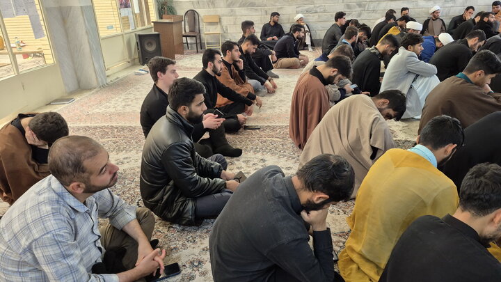 تصاویر/ نشست توجیهی و انگیزشی آزمون استعدادهای برتر حوزه در کاشان