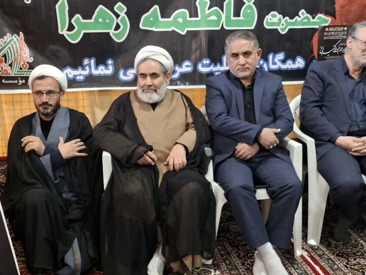 تصاویر/عزاداری سالروز شهادت حضرت فاطمه زهرا(س) ازطرف نماینده ولی فقیه درکاشان