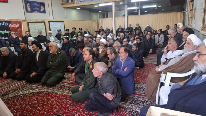 تصاویر/عزاداری سالروز شهادت حضرت فاطمه زهرا(س) ازطرف نماینده ولی فقیه درکاشان