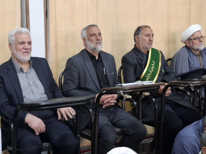 تصاویر/عزاداری سالروز شهادت حضرت فاطمه زهرا(س) ازطرف نماینده ولی فقیه درکاشان