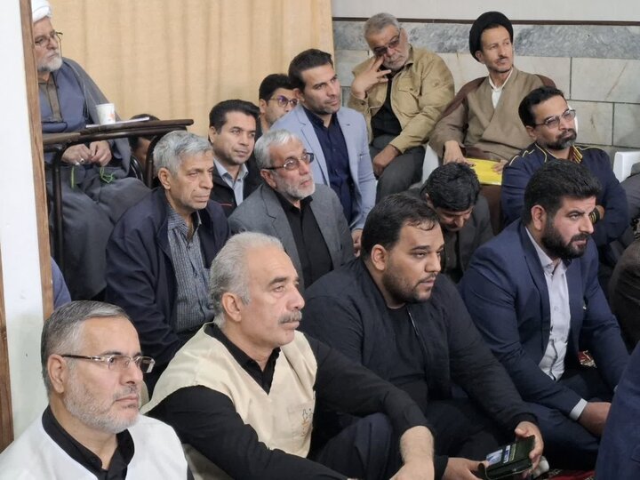 تصاویر/عزاداری سالروز شهادت حضرت فاطمه زهرا(س) ازطرف نماینده ولی فقیه درکاشان