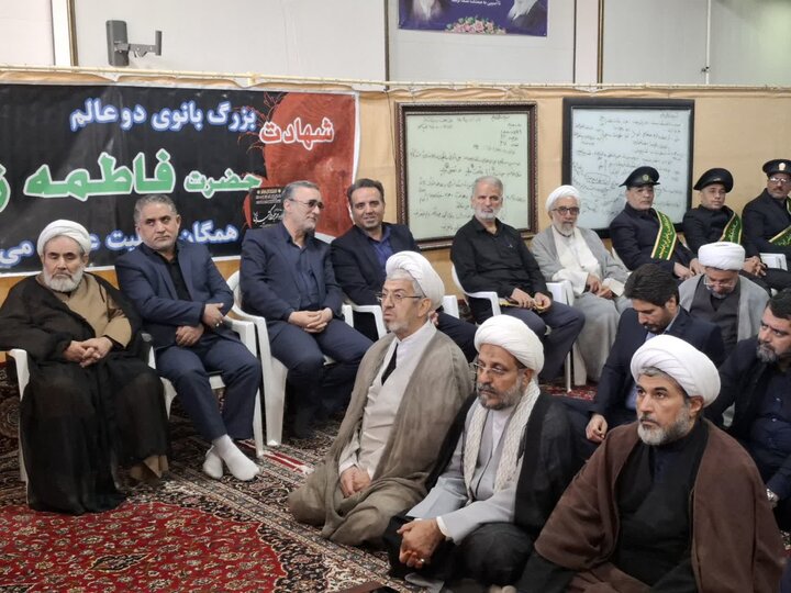 تصاویر/عزاداری سالروز شهادت حضرت فاطمه زهرا(س) ازطرف نماینده ولی فقیه درکاشان
