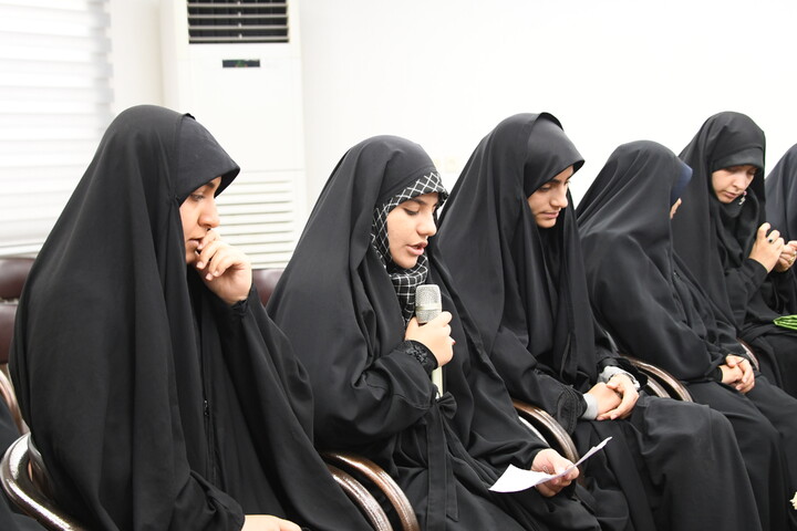 تصاویر| دیدار انجمن های اسلامی دانش آموزان با امام جمعه اصفهان