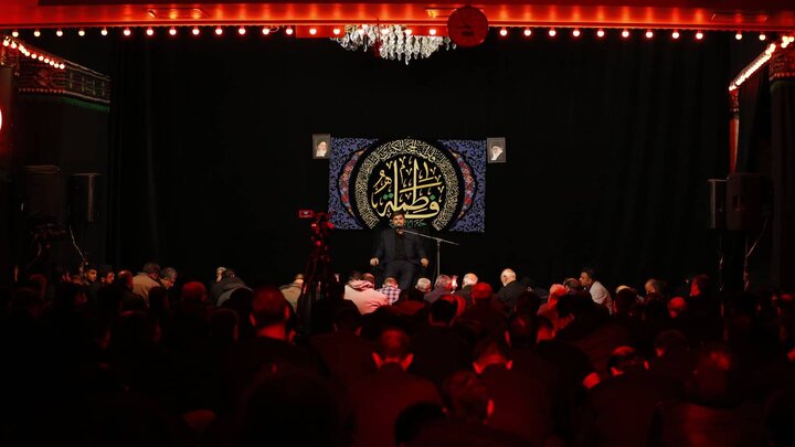 تصاویر/ مراسم سوگواری شهادت حضرت زهرا(س) در حسینیه آیت الله حقشناس