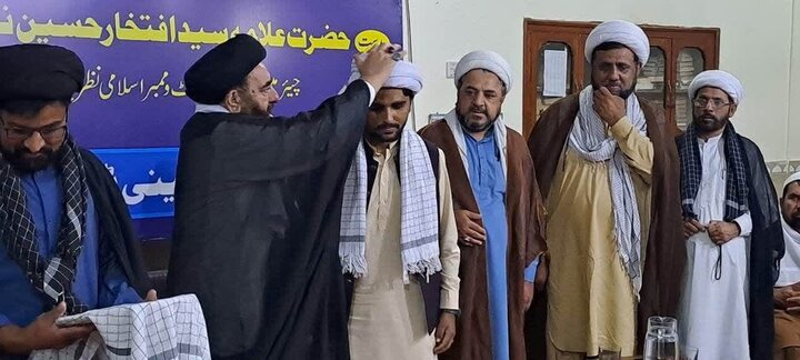جامعہ امام خمینی (رہ) ماڑی انڈس میں طلبہ کی عمامہ پوشی اور تقسیم انعامات کی تقریب کا انعقاد