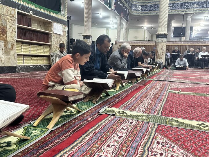 تصاویر/ محفل انس با قرآن و سوگواری فاطمی در مسجد ولیعصر(عج)