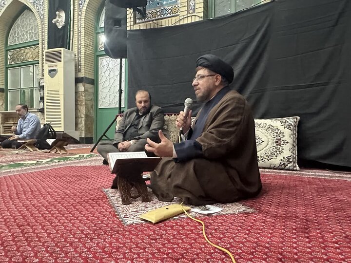 تصاویر/ محفل انس با قرآن و سوگواری فاطمی در مسجد ولیعصر(عج)