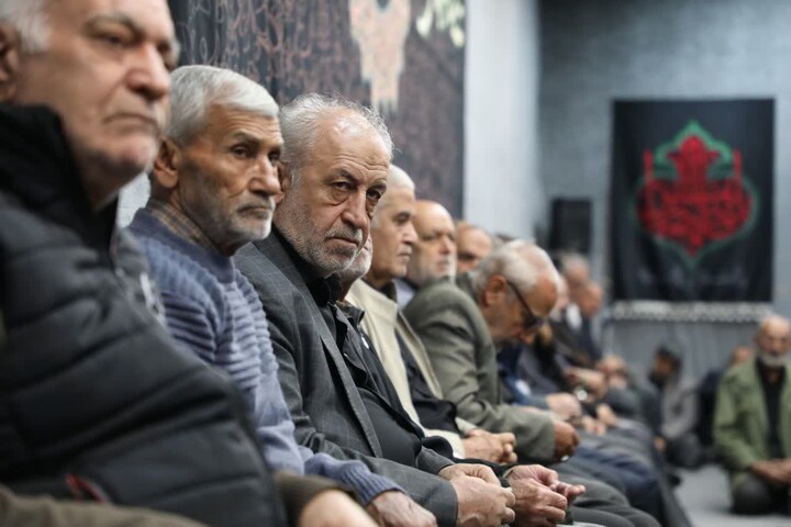 تصاویر/ برگزاری دومین روز مراسم عزای فاطمی در دفتر نماینده ولی‌فقیه در استان سمنان