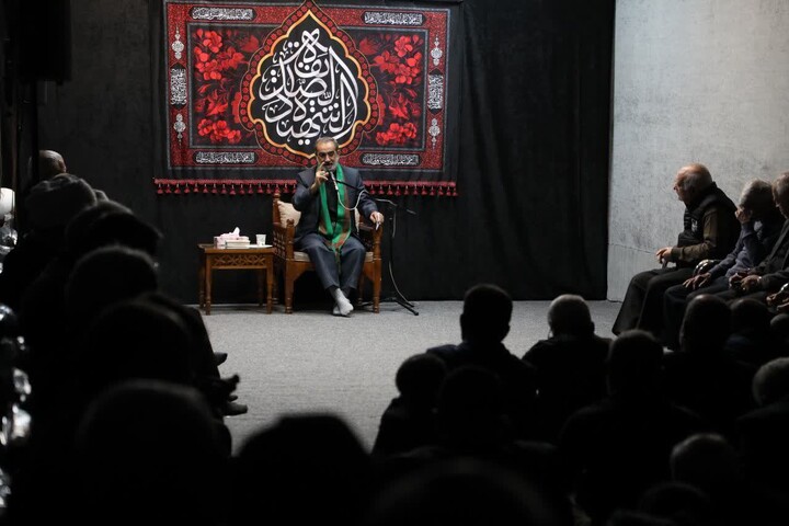 تصاویر/ برگزاری دومین روز مراسم عزای فاطمی در دفتر نماینده ولی‌فقیه در استان سمنان