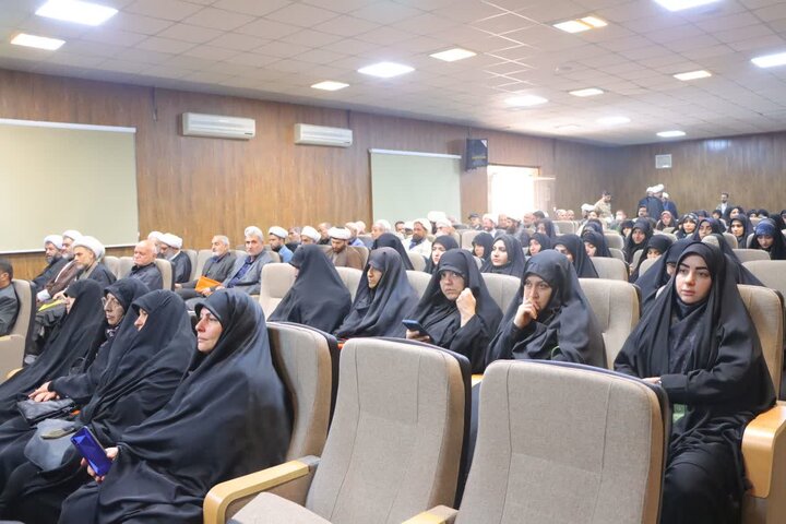 تصاویر/ همایش و کارگاه آموزشی و مهارتی جوانی جمعیت و فرزندآوری در اسلامشهر