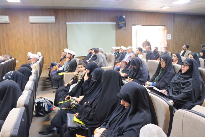 تصاویر/ همایش و کارگاه آموزشی و مهارتی جوانی جمعیت و فرزندآوری در اسلامشهر