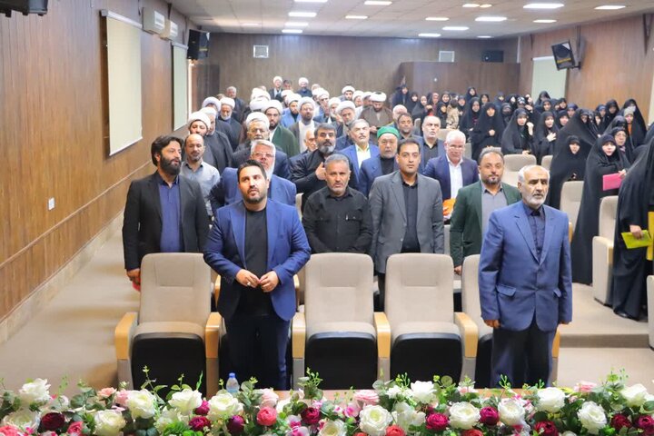 تصاویر/ همایش و کارگاه آموزشی و مهارتی جوانی جمعیت و فرزندآوری در اسلامشهر