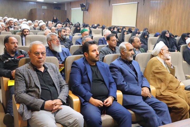 تصاویر/ همایش و کارگاه آموزشی و مهارتی جوانی جمعیت و فرزندآوری در اسلامشهر