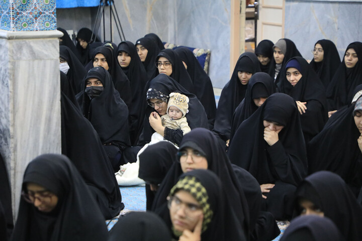 تصاویر|  درس اخلاق در مدرسه علمیه نرجس(س) بیرجند