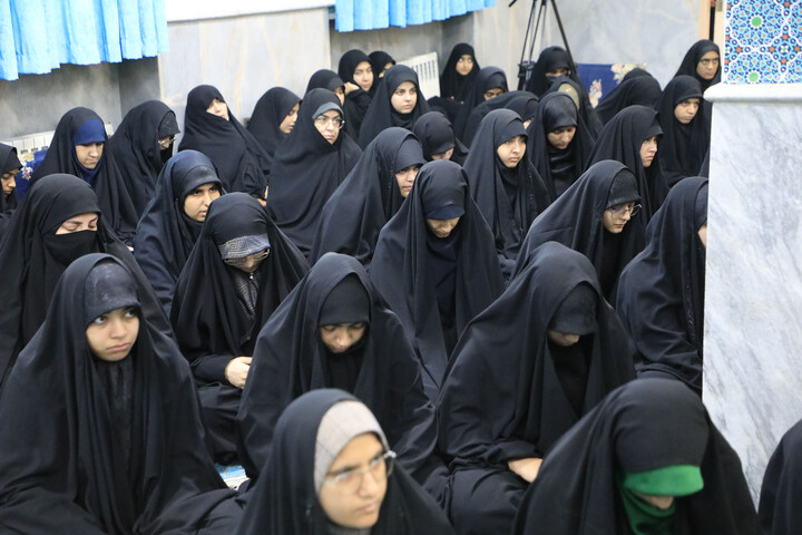 تصاویر|  درس اخلاق در مدرسه علمیه نرجس(س) بیرجند