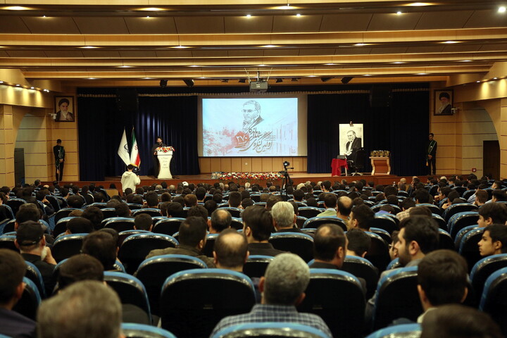 تصاویر/ آیین کنگره شهدای ماندگار استان قم