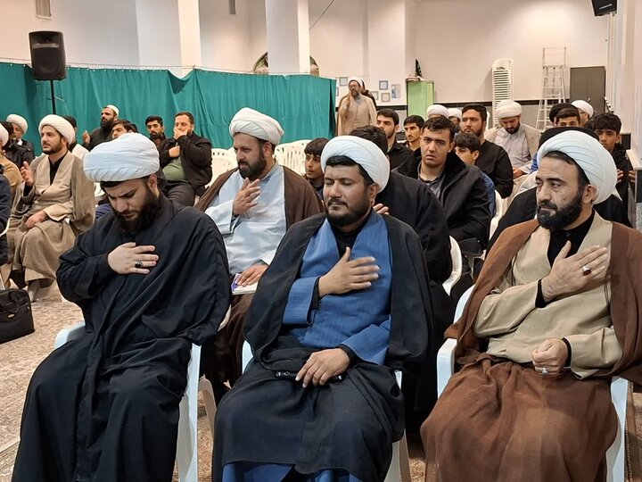 تصاویر/ نشست توجیهی و انگیزشی آزمون استعدادهای برتر حوزه در آران و بیدگل