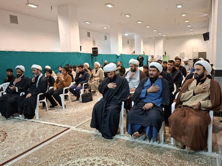 تصاویر/ نشست توجیهی و انگیزشی آزمون استعدادهای برتر حوزه در آران و بیدگل