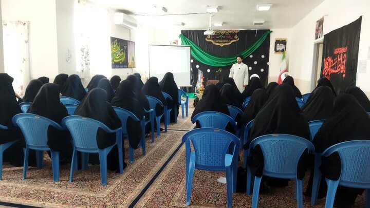 تصاویر/ کارگاه تبیینی، تحلیلی، بصیرتی در مدرسه علمیه الزهرا شهداد