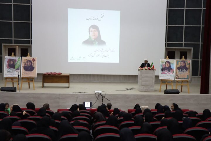 تصاویر/ بزرگداشت پروین اعتصامی در عالیشهر