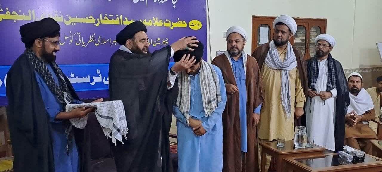 عمامہ؛ شیطانی وسوسوں سے حفاظت کا ذریعہ اور علم و زہد کی علامت ہے