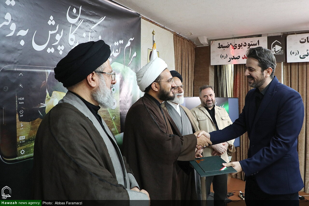 ارسال حدود ۱۰۰۰ اثر به پویش «به وقت اربعین» / پخش زنده ۲۴ ساعته اربعین؛ تجربهای نو در رسانه حوزوی