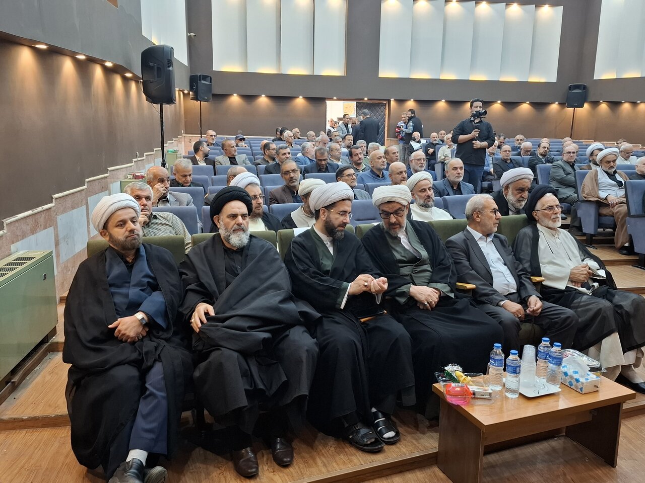 بصیرت و روحیه جهادی لازمه خدمت در عرصه حج و زیارت است