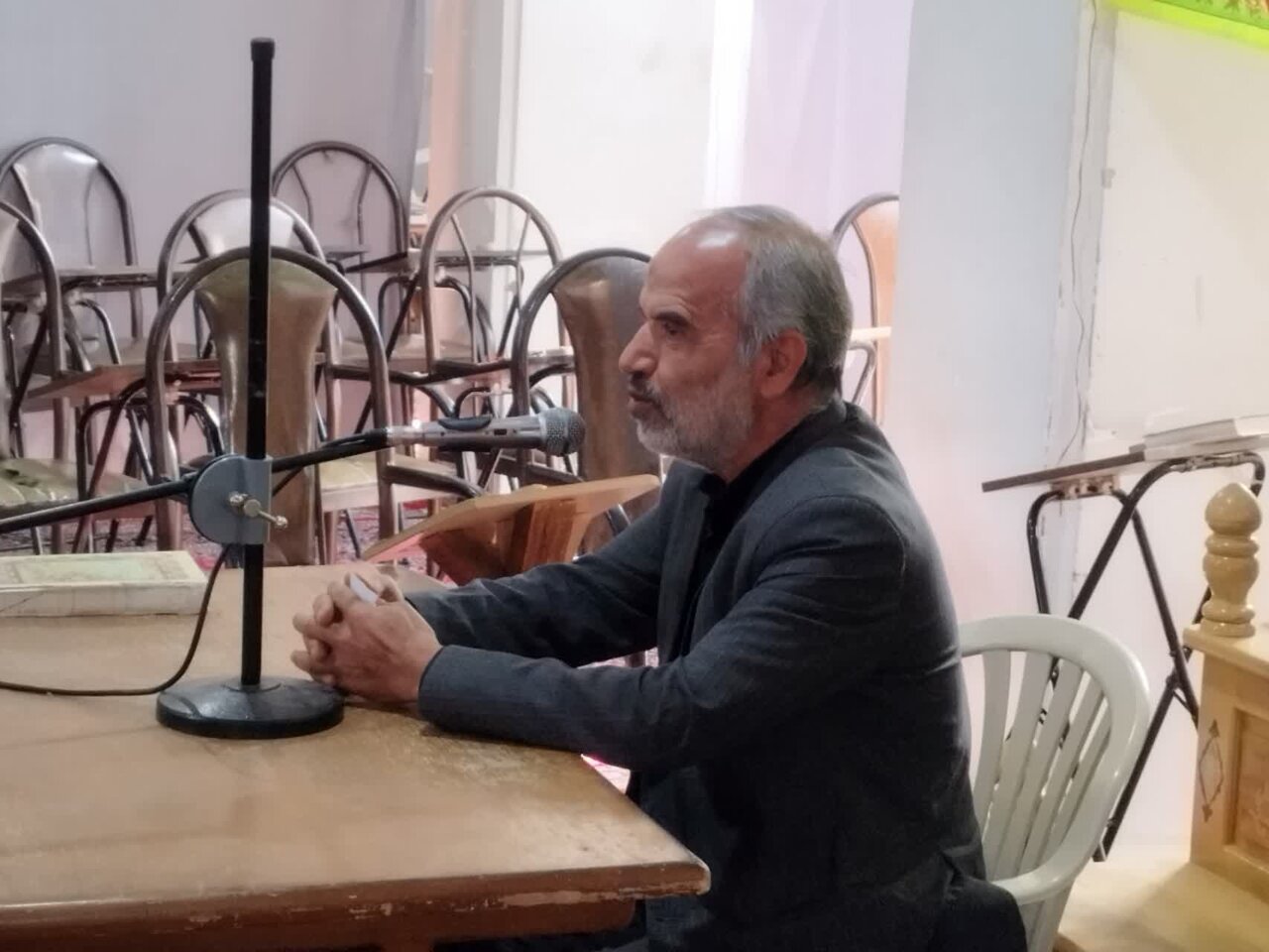 نشست بصیرت‌افزایی طلاب مدرسه علمیه آیت‌الله مدنی کاشانی(ره) برگزار شد