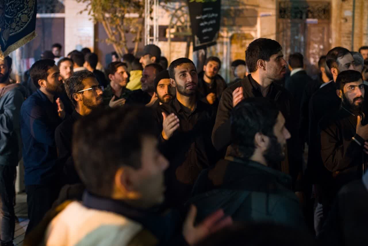 تصاویر/ مراسم عزاداری در هیئت حداث‌الحسین