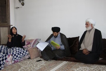 تصاویر/ سرکشی مرکز خدمات حوزه از علمای معمر و خانواده مرحومین  آذربایجان غربی