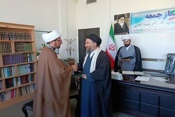 ابلاغ احکام اعضای قرارگاه مسجد شهرستان سرپل ذهاب توسط امام جمعه