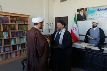 تصاویر/ ابلاغ احکام اعضای قرارگاه مسجد شهرستان سرپل ذهاب توسط امام جمعه