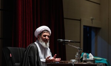 زنان، افسران و علمداران جبهه جنگ نرم هستند