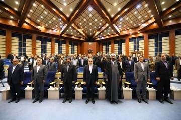 تصاویر / شورای اداری همدان با حضور وزیر امور خارجه